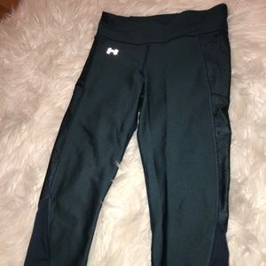 cropped under armour legging